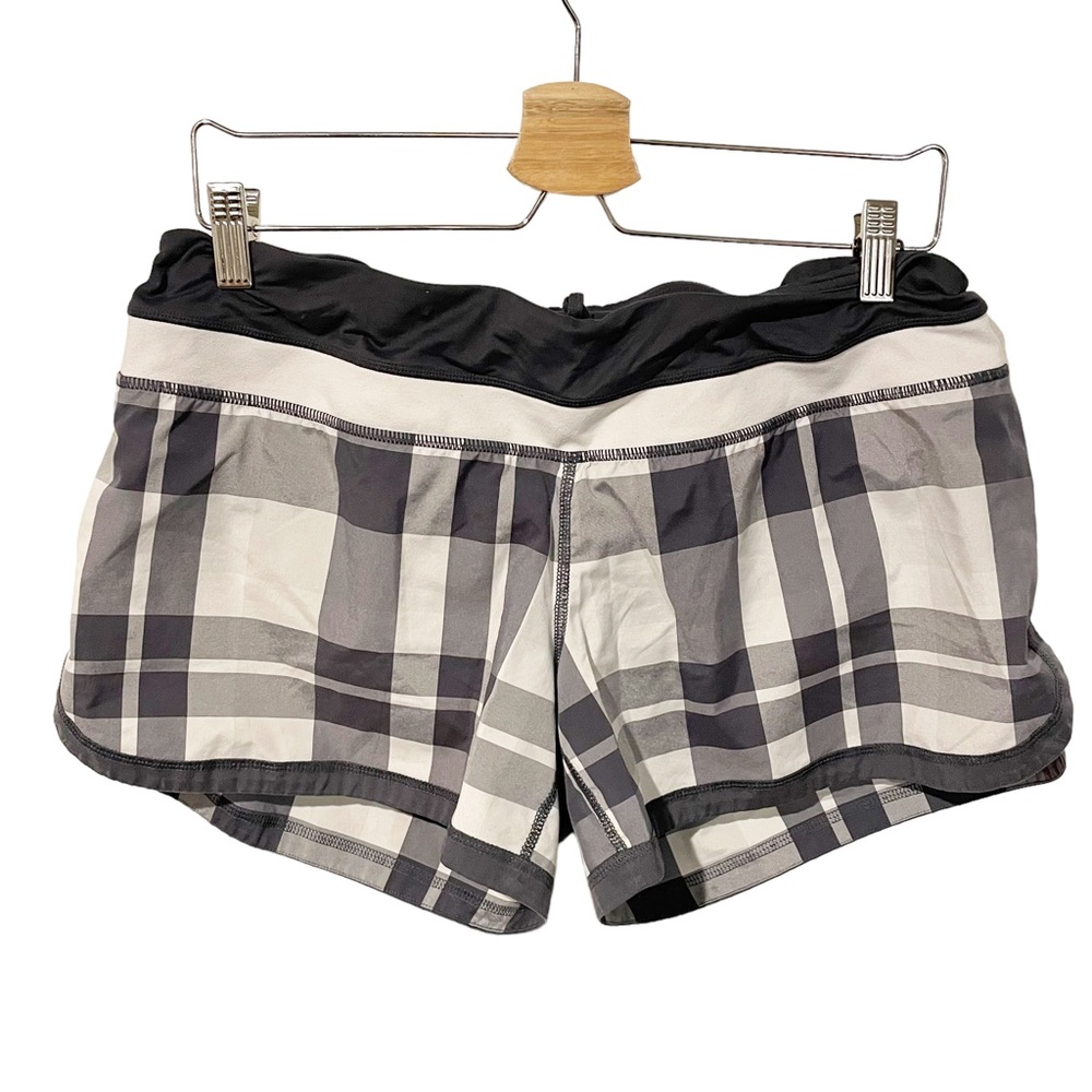 Lululemon Size 10 Groovy Run Grey Plaid Athletic Pull on Workout Shorts